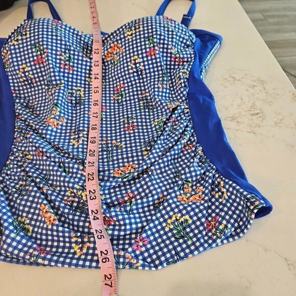 LANDS' End Size 16 Gingham Blue Check with Floral Print Tankini Top - Picture 6 of 9